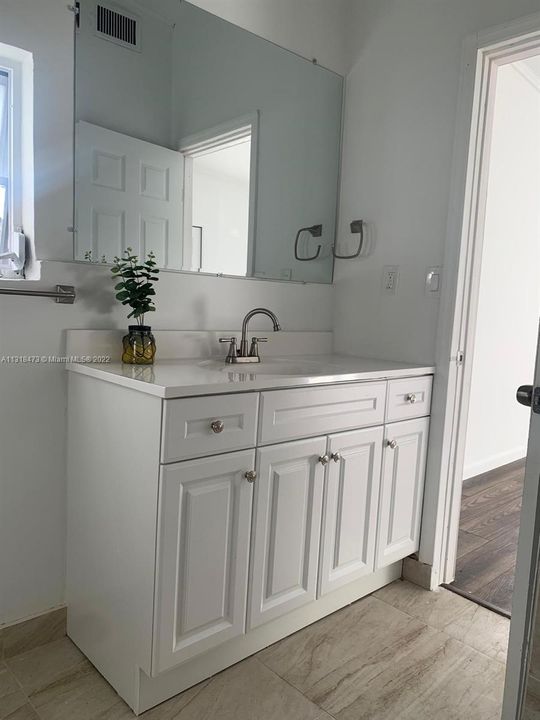 Recently Sold: $369,000 (3 beds, 2 baths, 2058 Square Feet)