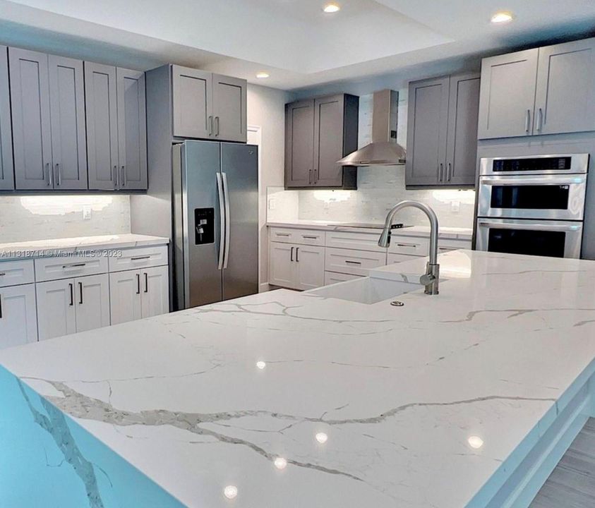 Recently Rented: $4,500 (6 beds, 3 baths, 2850 Square Feet)