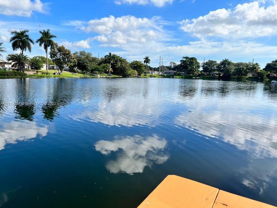 Recently Rented: $2,900 (3 beds, 1 baths, 1294 Square Feet)