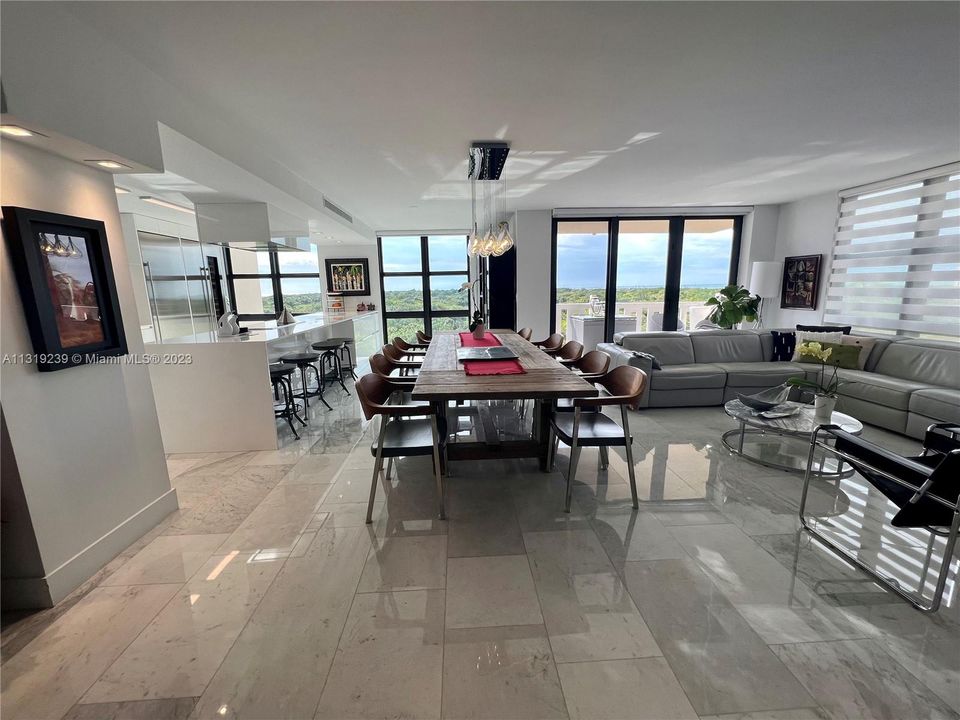 Recently Sold: $1,650,000 (2 beds, 2 baths, 1782 Square Feet)