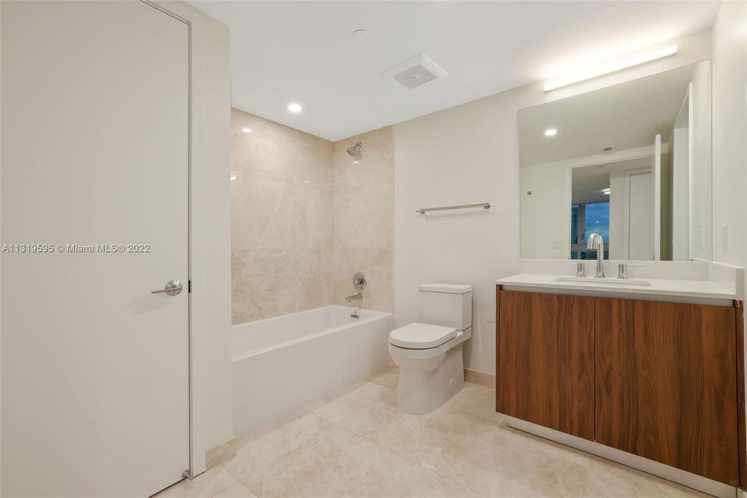 Недавно арендовано: $15,000 (3 спален, 3 ванн, 2572 Квадратных фут)