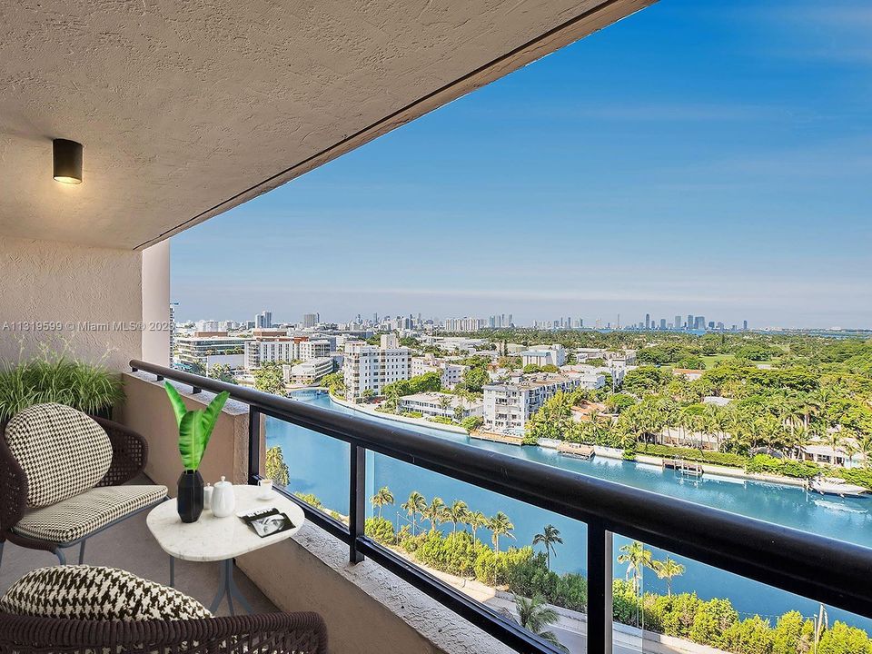 Recently Rented: $2,800 (1 beds, 1 baths, 848 Square Feet)