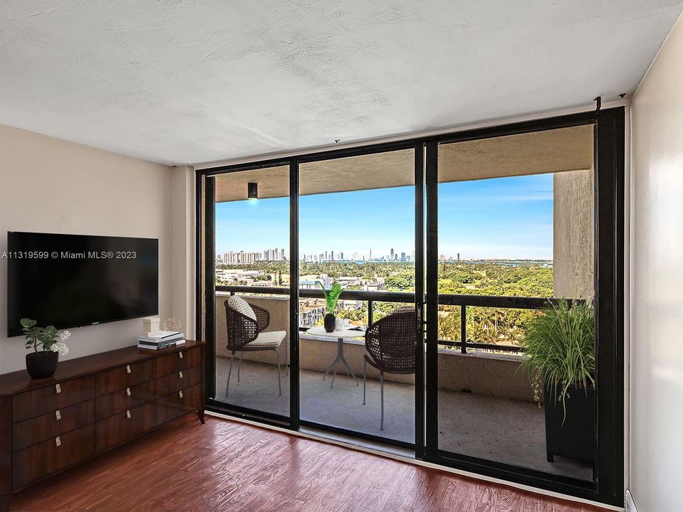 Recently Rented: $2,800 (1 beds, 1 baths, 848 Square Feet)