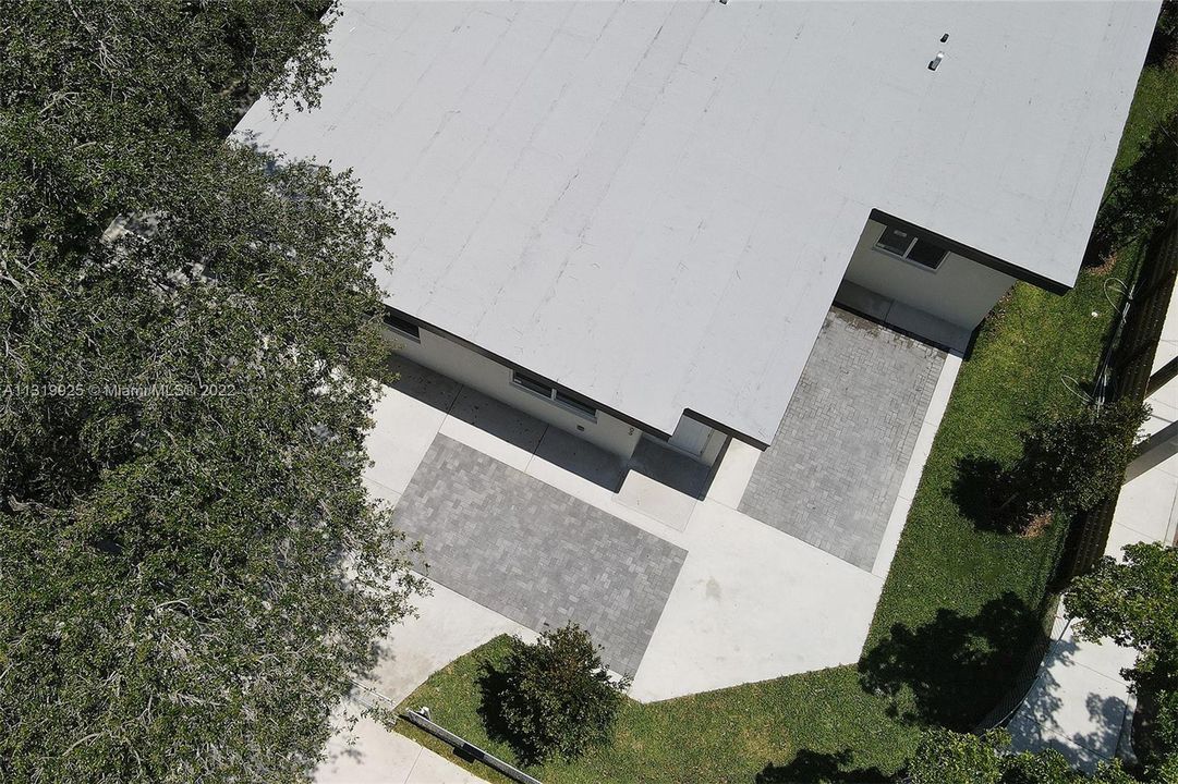 最近售出: $750,000 (0 贝兹, 0 浴室, 0 平方英尺)