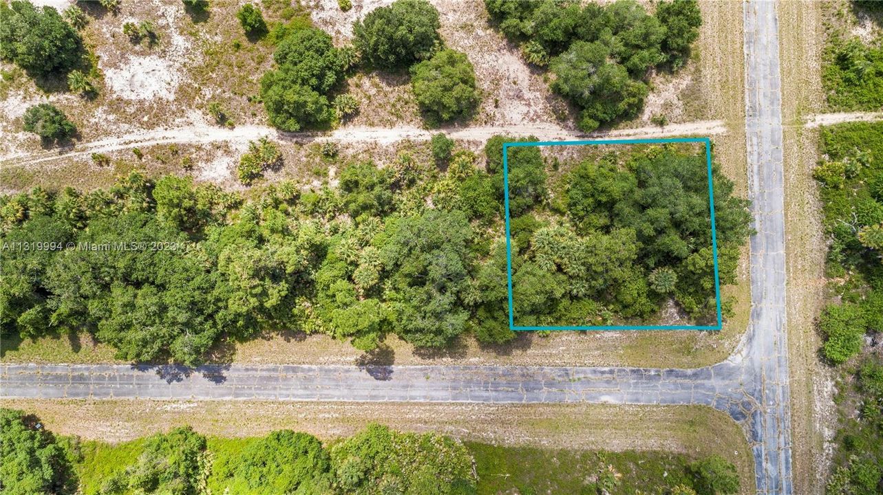 Recently Sold: $14,000 (0.33 acres)