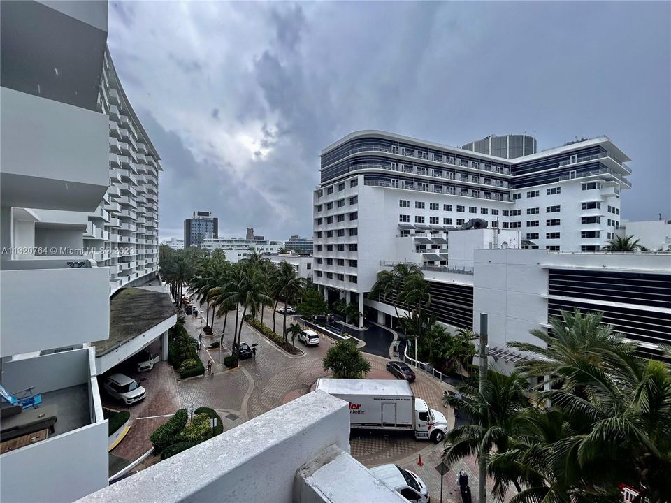 Recently Sold: $528,000 (1 beds, 1 baths, 845 Square Feet)