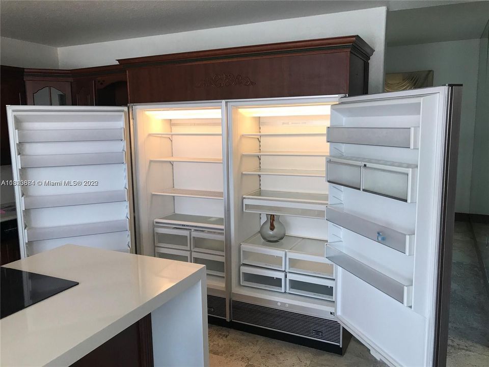 Недавно арендовано: $9,500 (8 спален, 5 ванн, 5131 Квадратных фут)