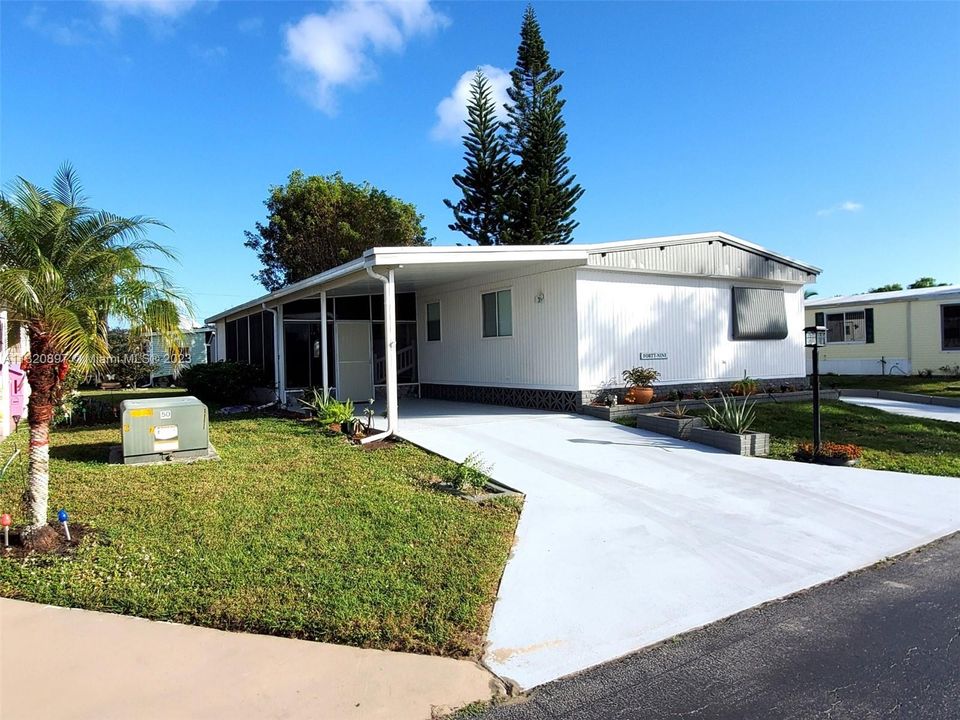 Recently Sold: $265,000 (3 beds, 2 baths, 1474 Square Feet)