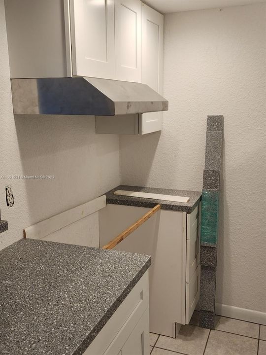 Недавно продано: $103,500 (1 спален, 1 ванн, 0 Квадратных фут)