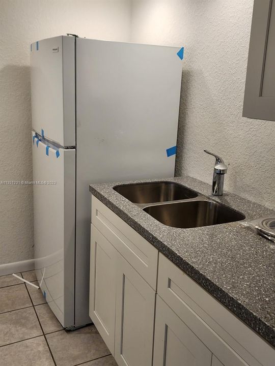 Недавно продано: $103,500 (1 спален, 1 ванн, 0 Квадратных фут)