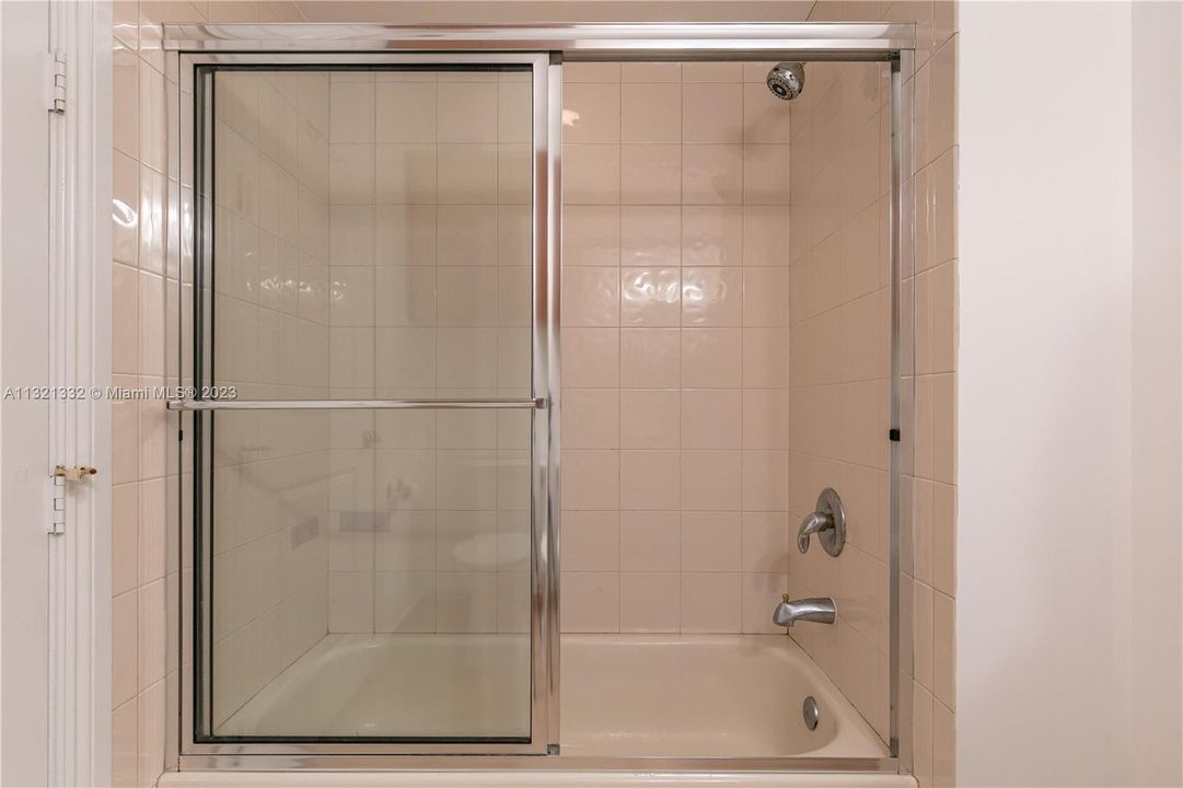最近租的: $4,900 (3 贝兹, 2 浴室, 1663 平方英尺)