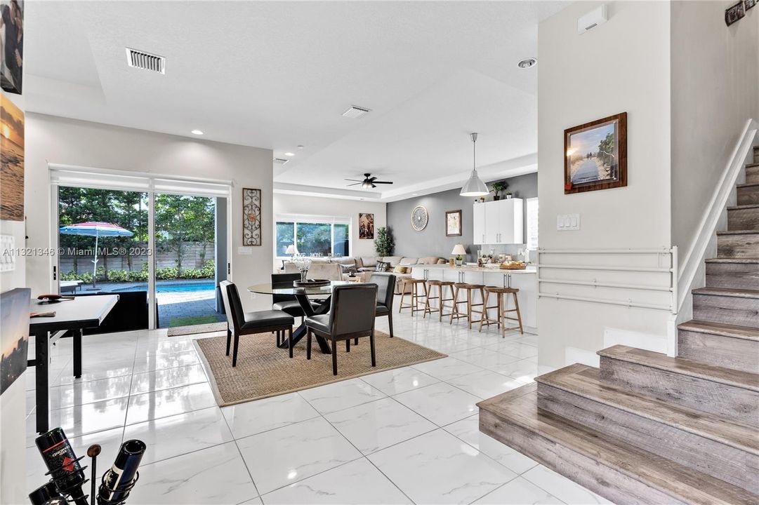 Recently Rented: $6,800 (5 beds, 4 baths, 3491 Square Feet)