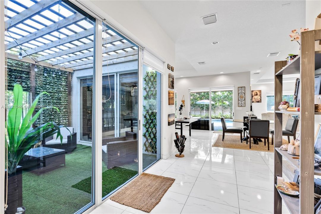 Recently Rented: $6,800 (5 beds, 4 baths, 3491 Square Feet)