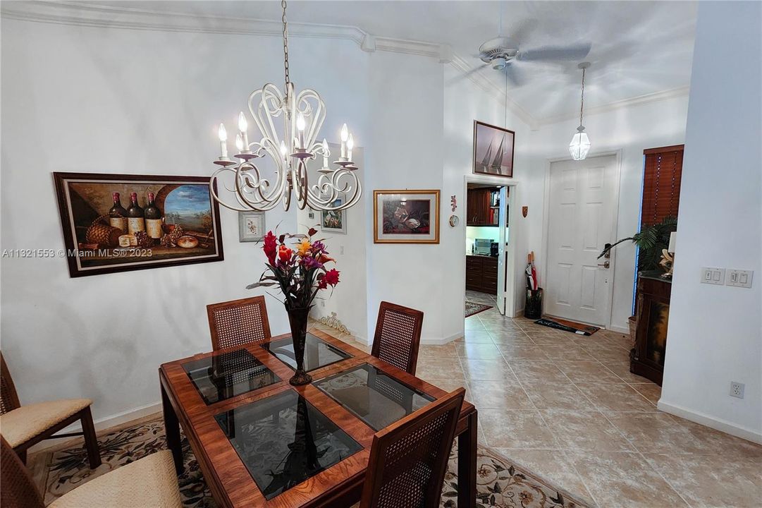 Vendido Recientemente: $375,000 (3 camas, 2 baños, 1549 Pies cuadrados)