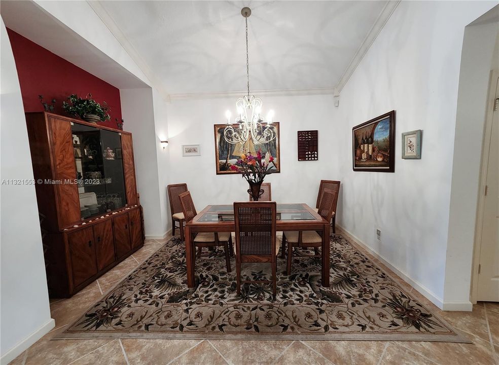 Vendido Recientemente: $375,000 (3 camas, 2 baños, 1549 Pies cuadrados)