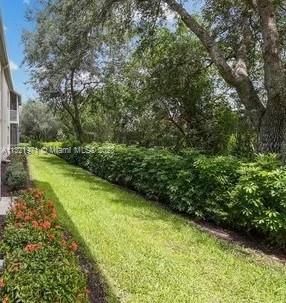 Active With Contract: $279,500 (3 beds, 2 baths, 1249 Square Feet)