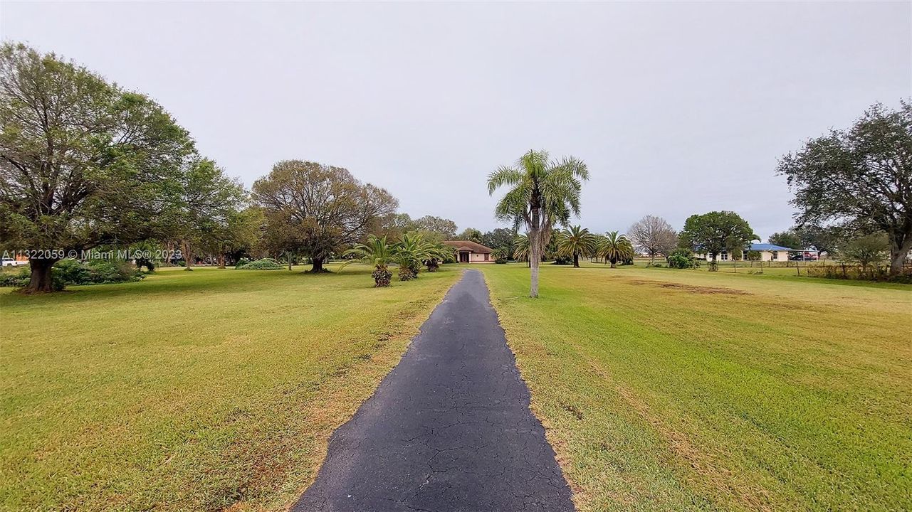 Vendido Recientemente: $549,000 (3 camas, 2 baños, 2518 Pies cuadrados)