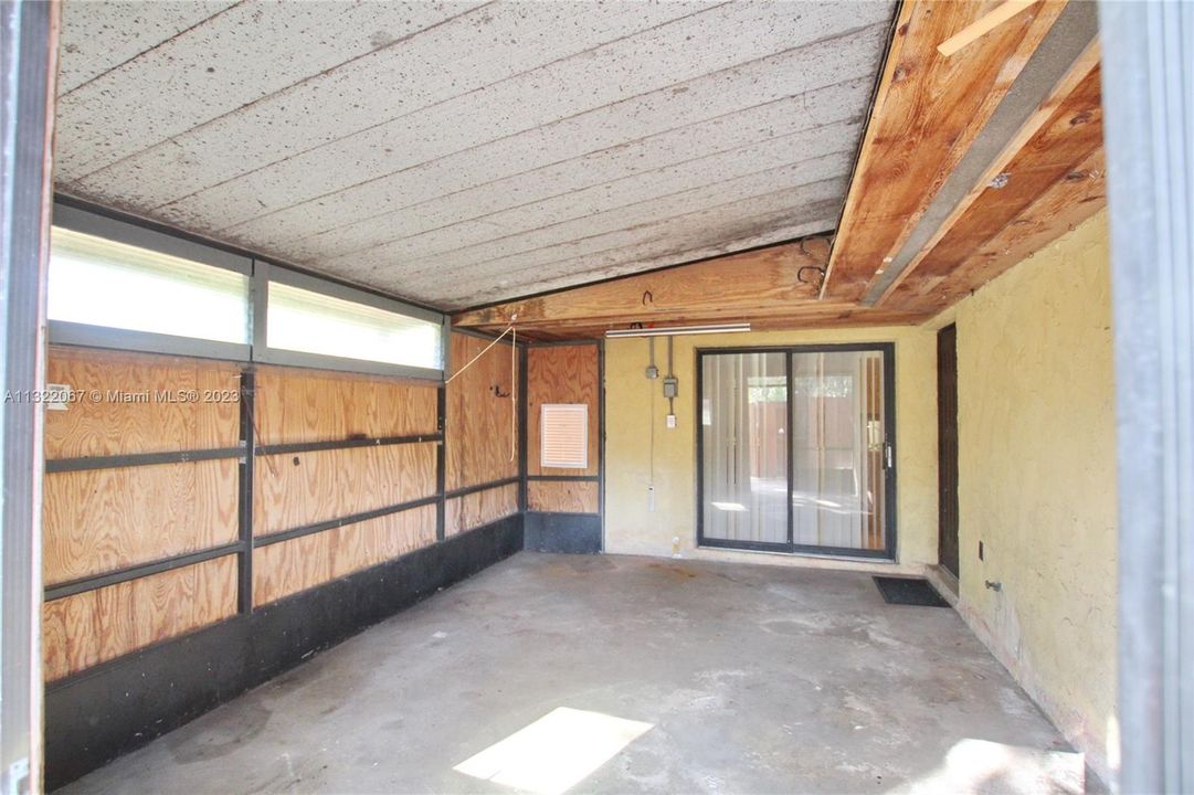 Недавно продано: $105,000 (2 спален, 2 ванн, 0 Квадратных фут)