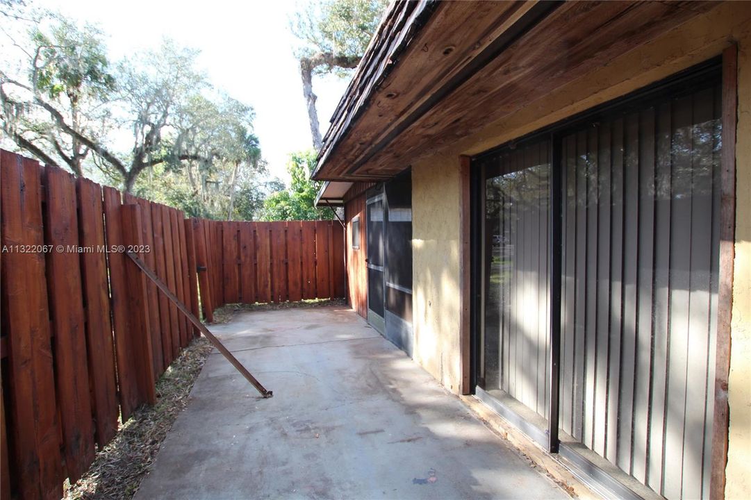 Недавно продано: $105,000 (2 спален, 2 ванн, 0 Квадратных фут)