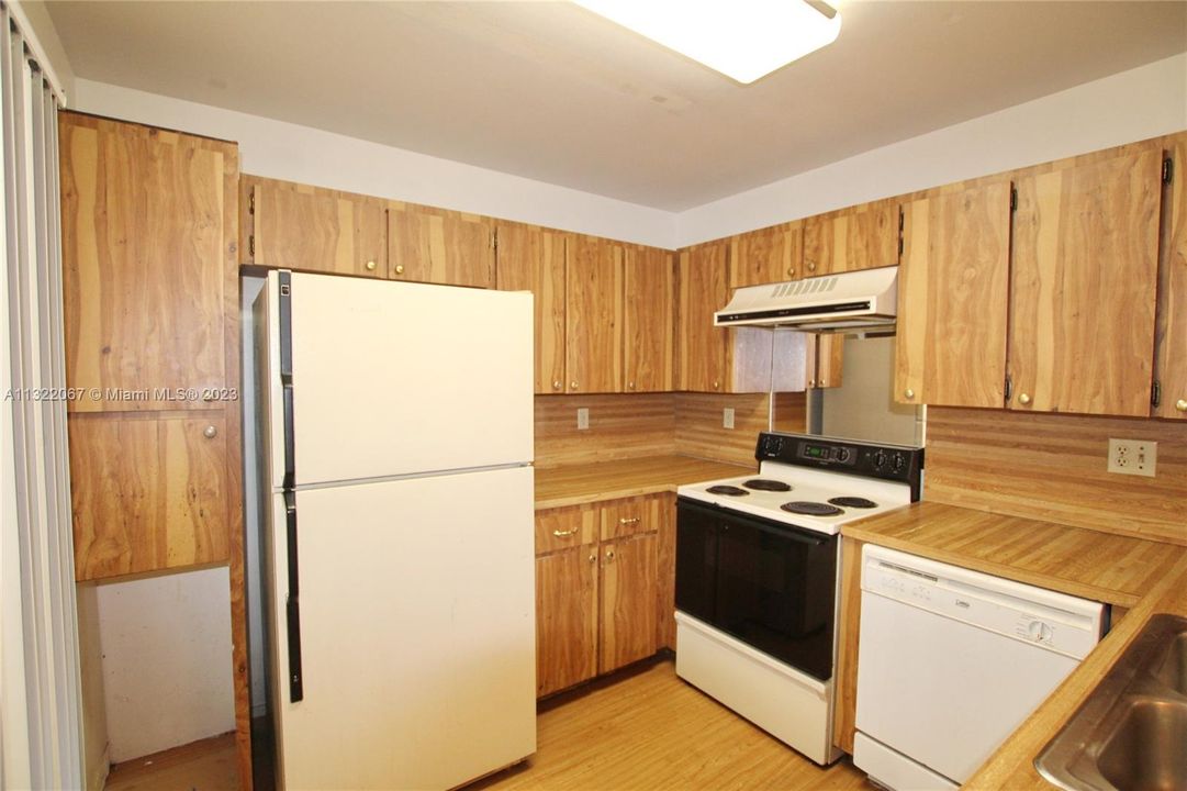 Недавно продано: $105,000 (2 спален, 2 ванн, 0 Квадратных фут)