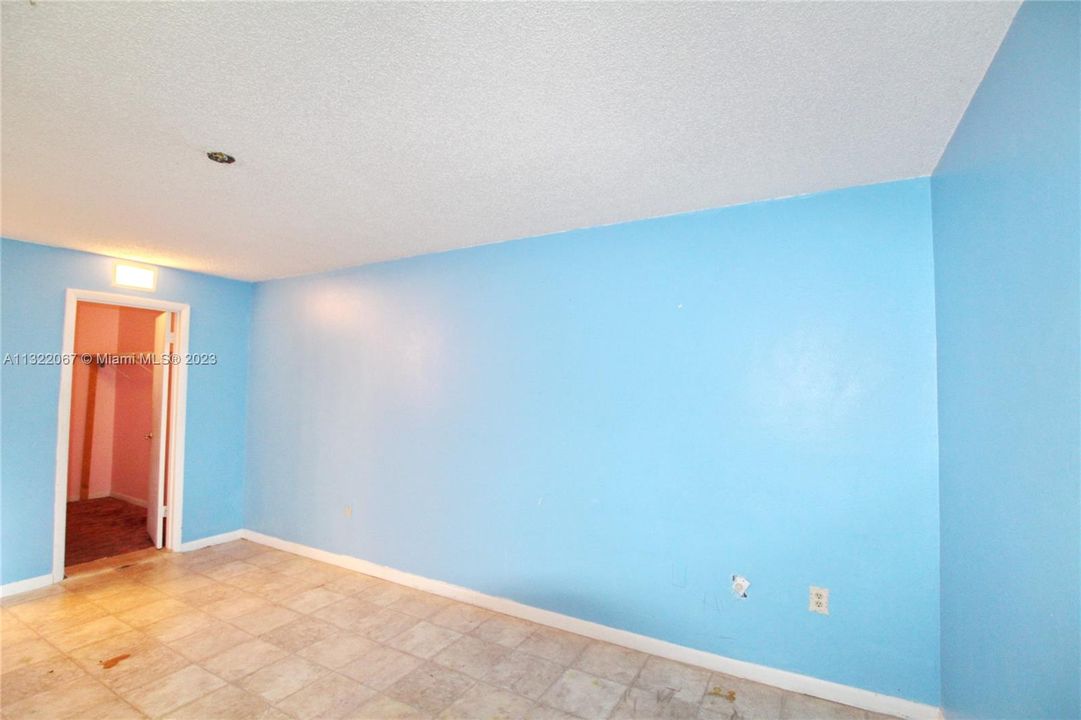 Недавно продано: $105,000 (2 спален, 2 ванн, 0 Квадратных фут)