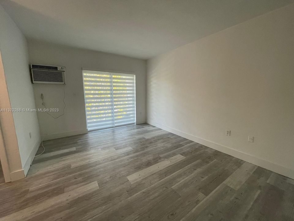 Недавно продано: $165,000 (1 спален, 1 ванн, 572 Квадратных фут)