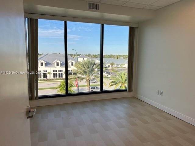 Recently Rented: $38 (0 beds, 0 baths, 0 Square Feet)