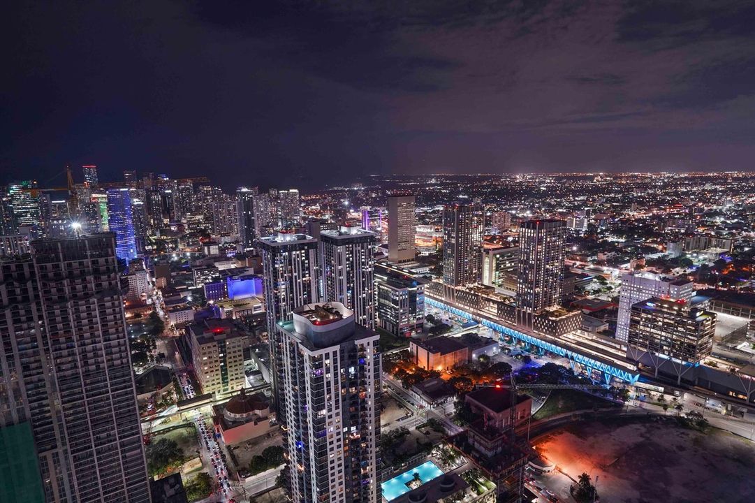 851 NE 1st Avenue 812 Miami