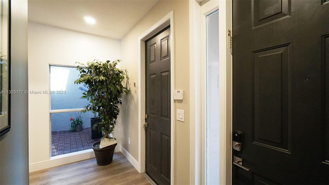 Recently Sold: $774,900 (3 beds, 3 baths, 2344 Square Feet)