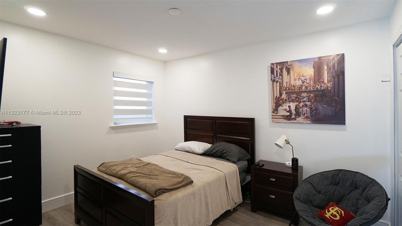 Recently Sold: $774,900 (3 beds, 3 baths, 2344 Square Feet)