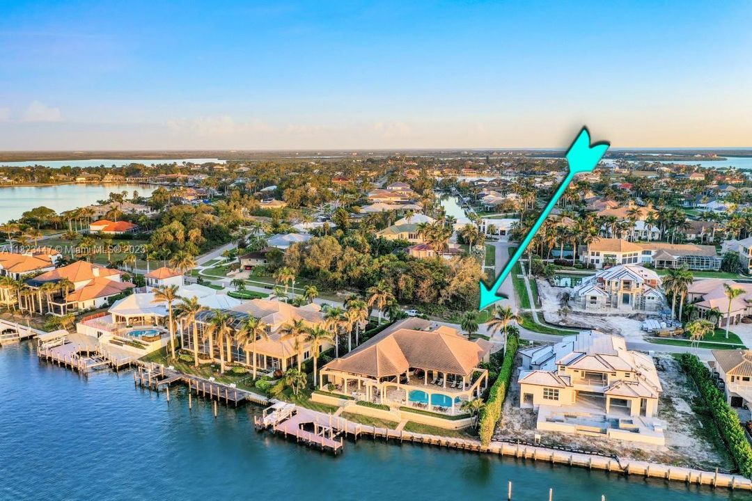 Recently Sold: $6,800,000 (5 beds, 4 baths, 4860 Square Feet)