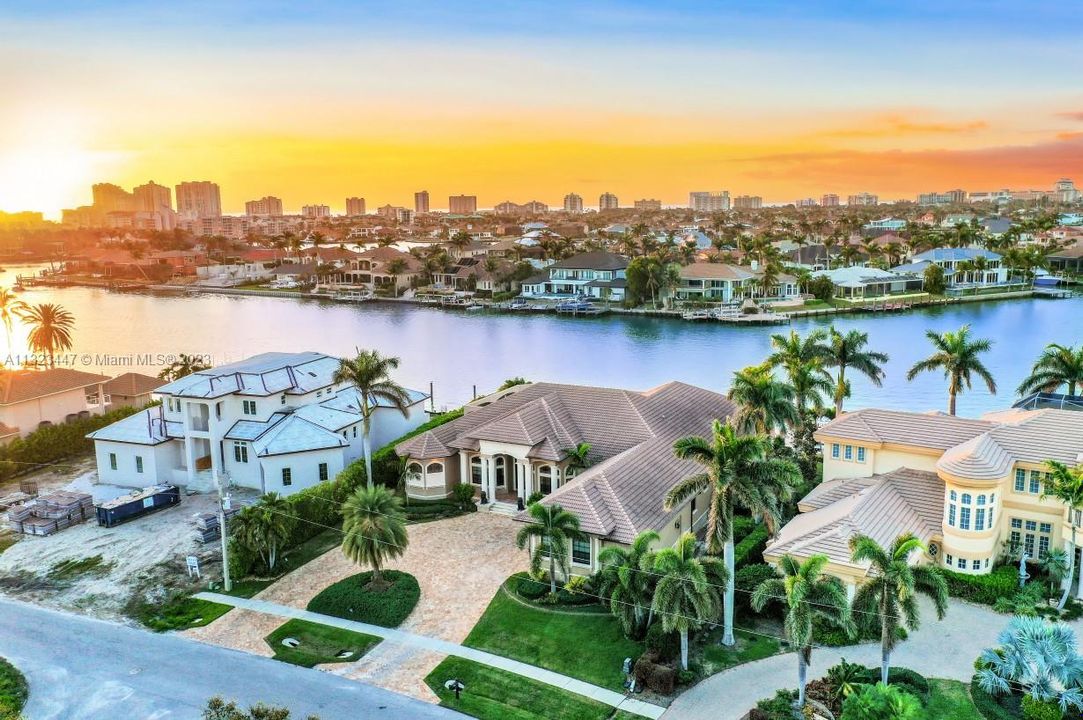 Recently Sold: $6,800,000 (5 beds, 4 baths, 4860 Square Feet)