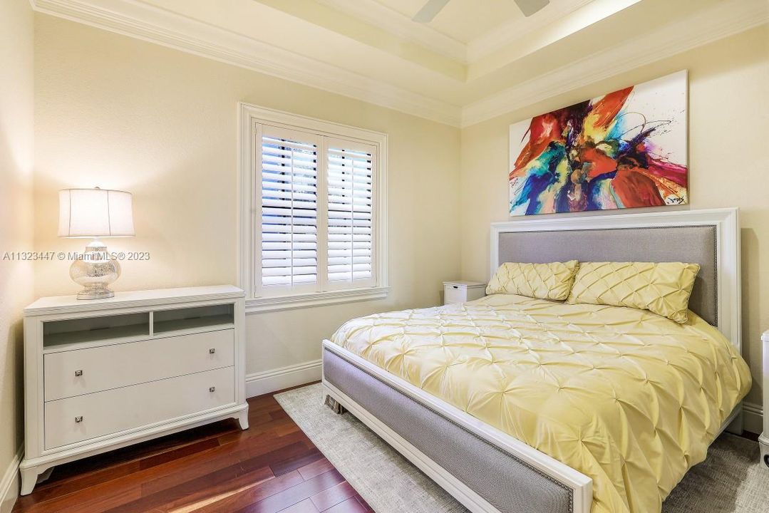 Recently Sold: $6,800,000 (5 beds, 4 baths, 4860 Square Feet)