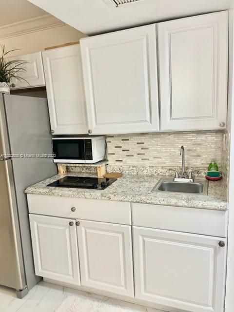 Active With Contract: $144,000 (0 beds, 1 baths, 360 Square Feet)