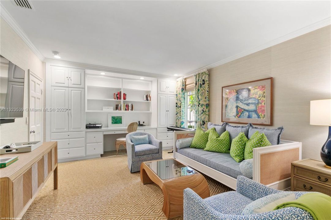 Recently Sold: $6,500,000 (3 beds, 3 baths, 2789 Square Feet)