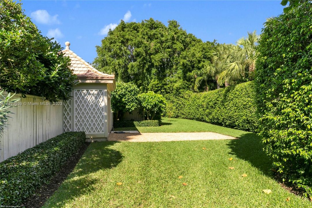 Recently Sold: $6,500,000 (3 beds, 3 baths, 2789 Square Feet)