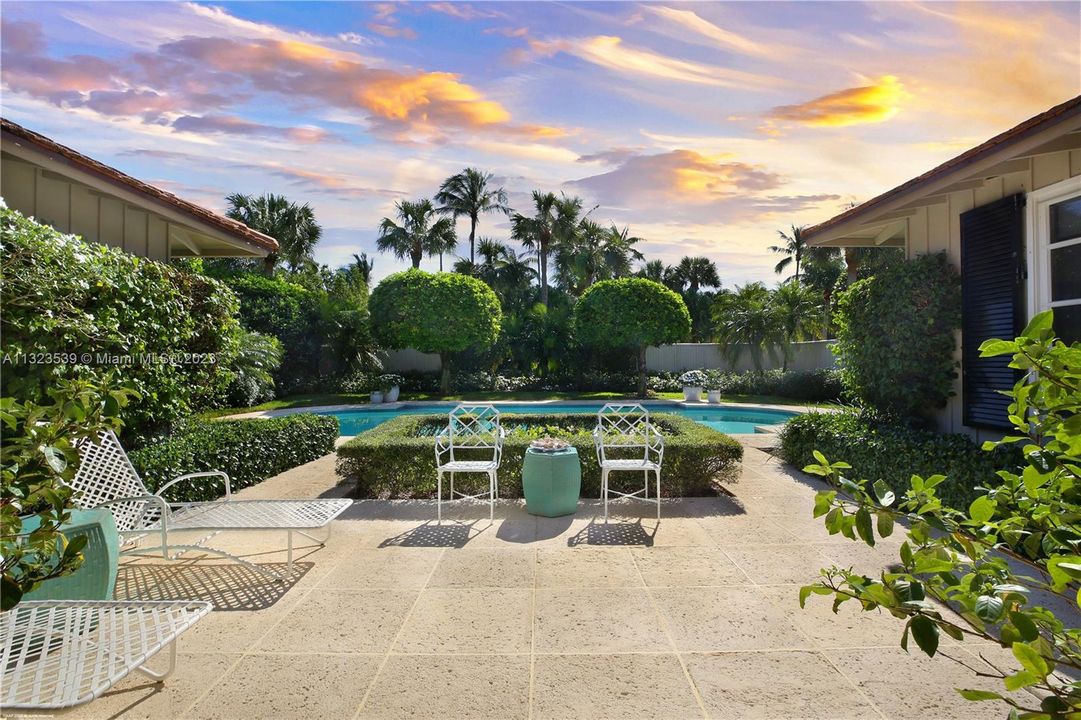 Recently Sold: $6,500,000 (3 beds, 3 baths, 2789 Square Feet)