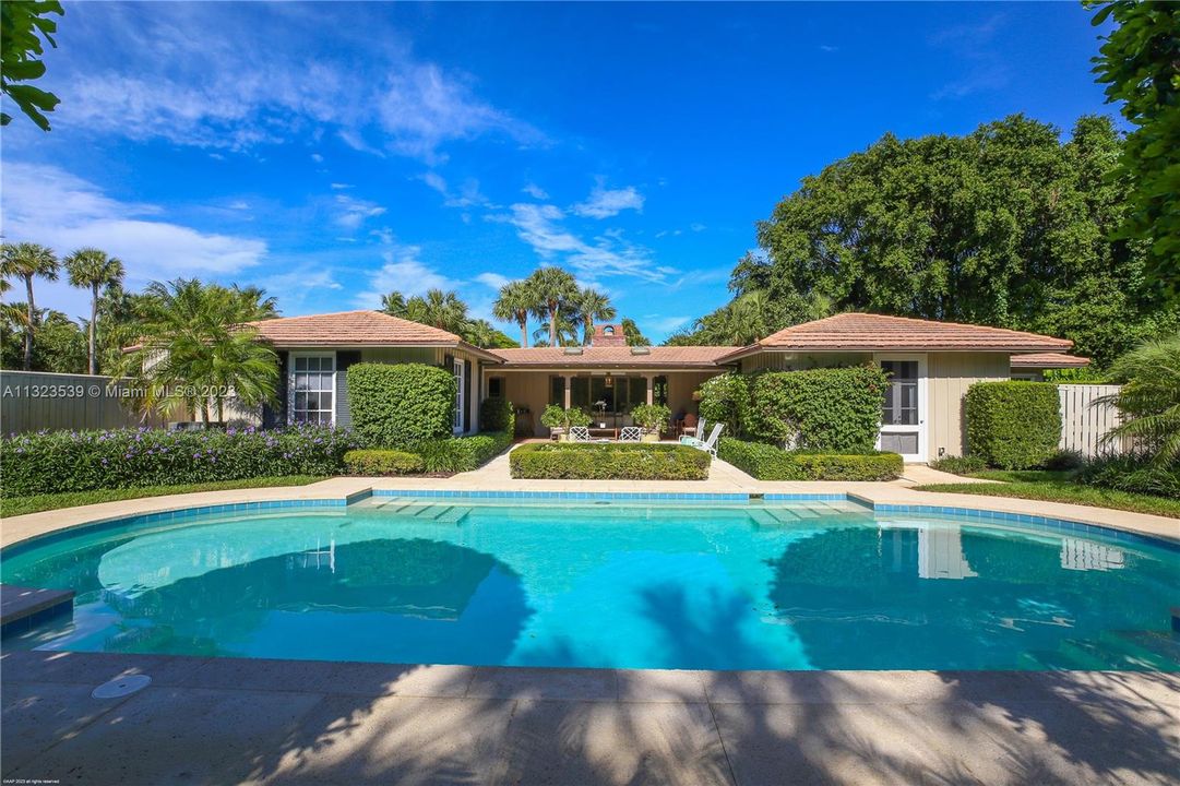 Recently Sold: $6,500,000 (3 beds, 3 baths, 2789 Square Feet)