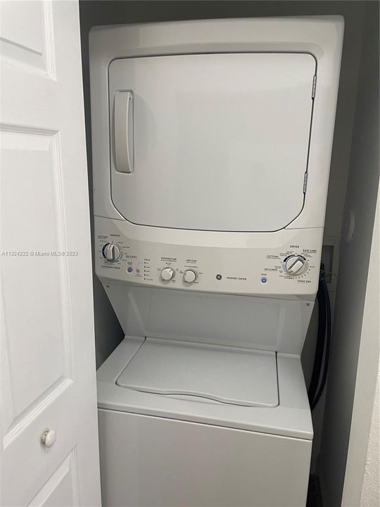 Recientemente alquilado: $1,400 (0 camas, 1 baños, 2312 Pies cuadrados)