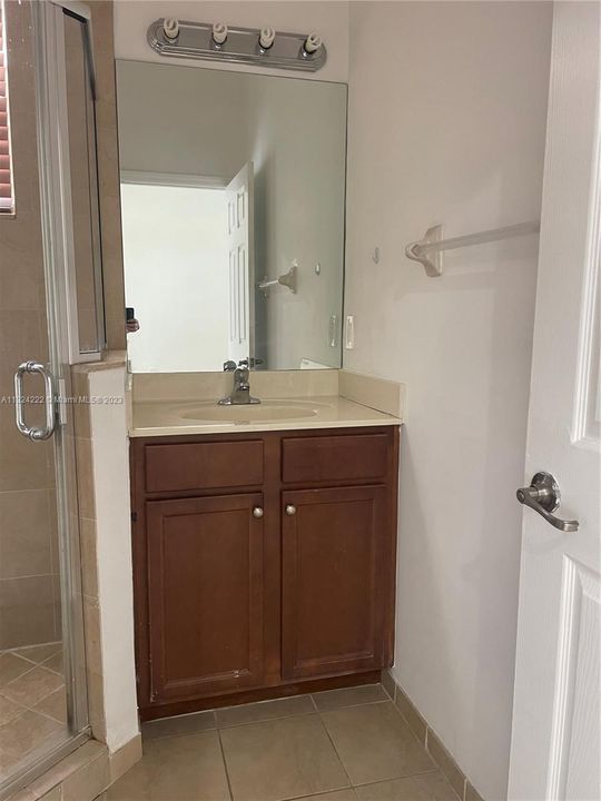 Recientemente alquilado: $1,400 (0 camas, 1 baños, 2312 Pies cuadrados)