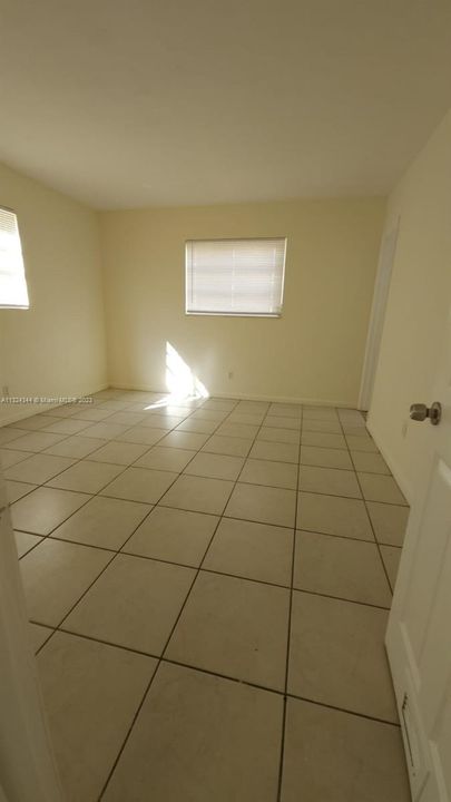 Recently Rented: $2,000 (2 beds, 2 baths, 980 Square Feet)