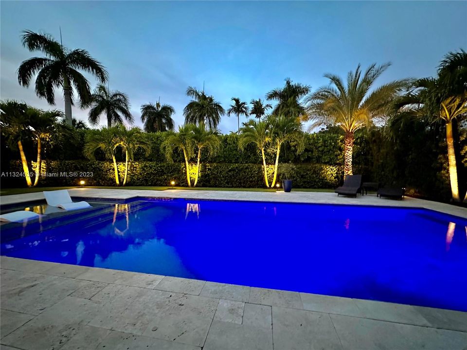 Recently Sold: $1,995,000 (4 beds, 2 baths, 2088 Square Feet)