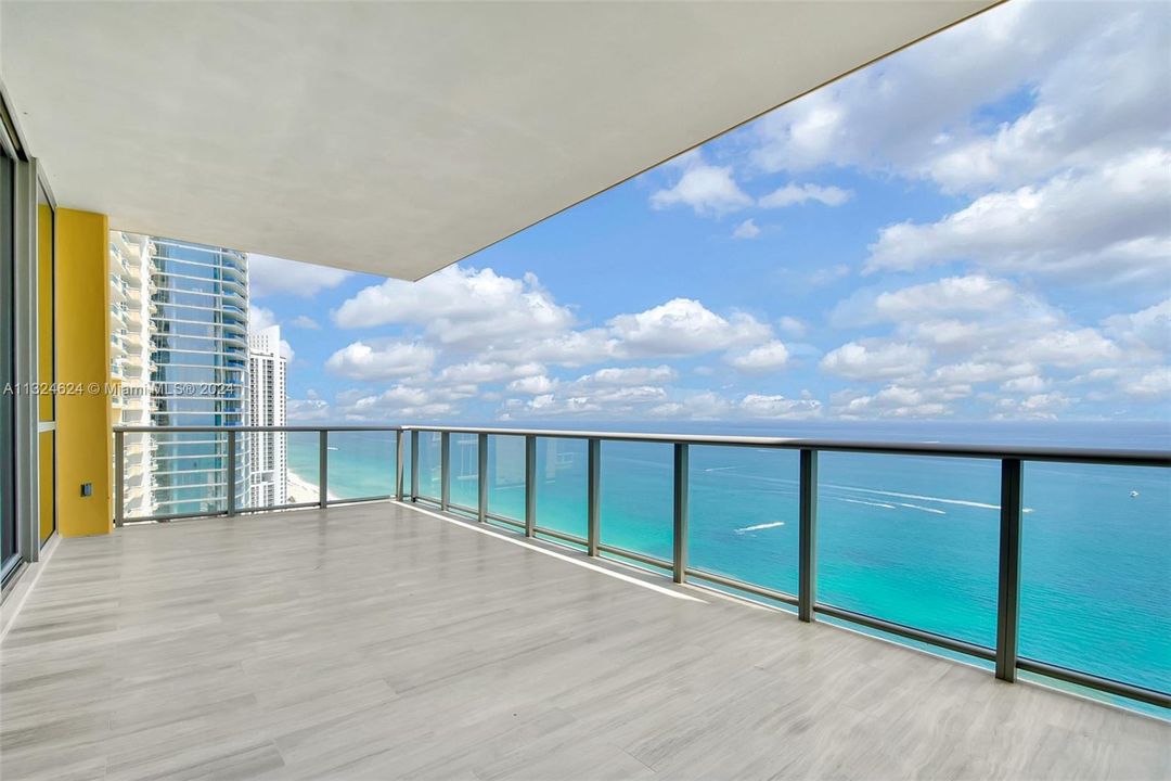 For Sale: $6,999,999 (3 beds, 6 baths, 4609 Square Feet)