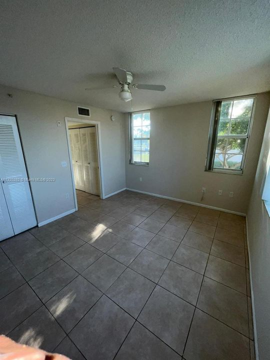 Recently Rented: $1,900 (1 beds, 1 baths, 665 Square Feet)