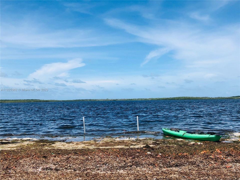 Recently Sold: $650,000 (2 beds, 2 baths, 1296 Square Feet)