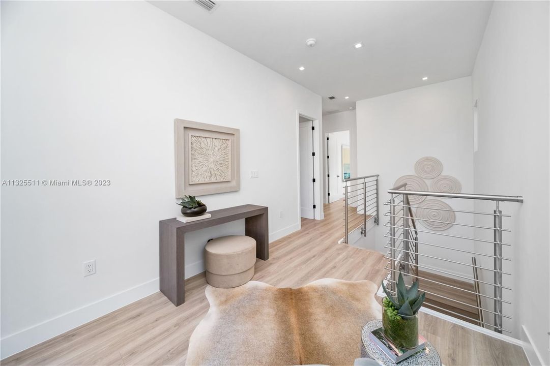Recently Sold: $1,336,000 (4 beds, 2 baths, 0 Square Feet)