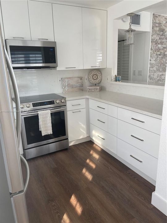 Recently Rented: $5,000 (4 beds, 2 baths, 1401 Square Feet)