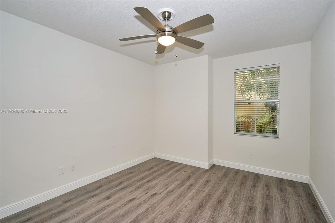 Bedroom downstairs with full bathroom