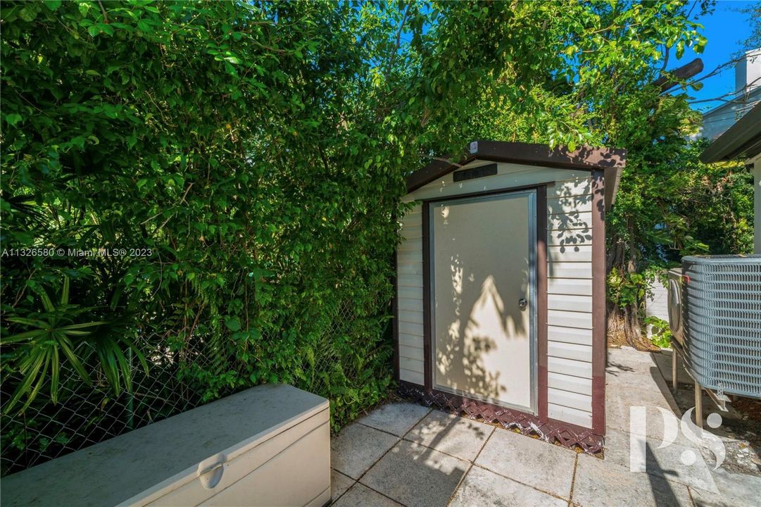 For Rent: $25,000 (4 beds, 4 baths, 3886 Square Feet)