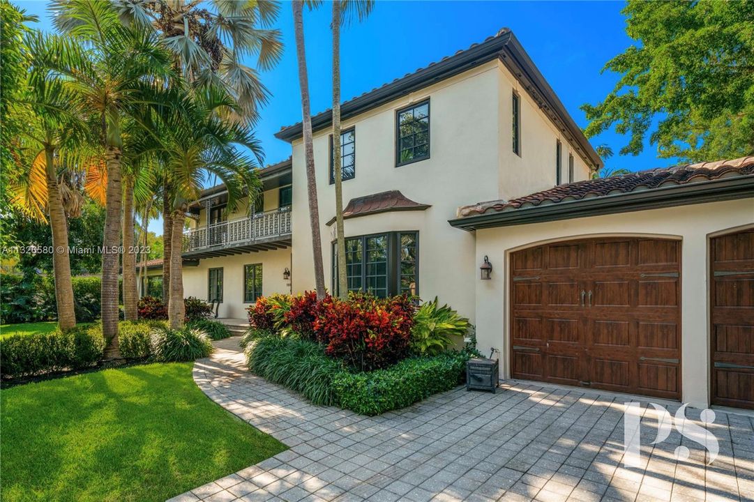 For Rent: $25,000 (4 beds, 4 baths, 3886 Square Feet)